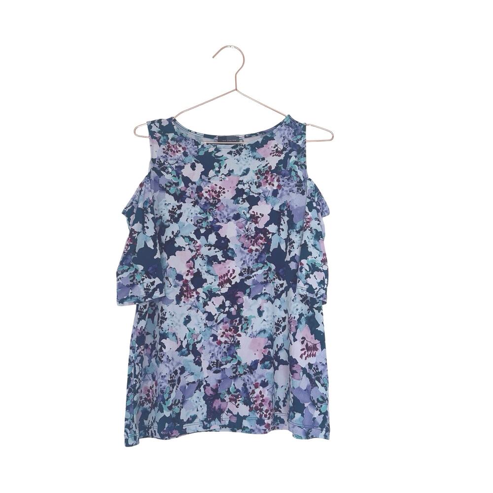 The limited floral cold shoulder blouse size small